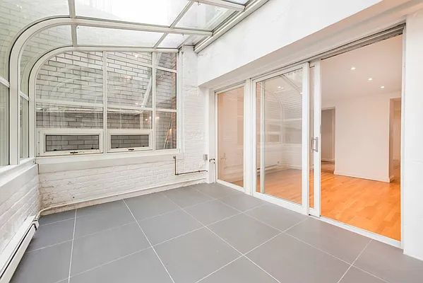 Rented by Nest Seekers International | media 22