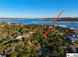 1466 & 1476 Paradise Dr, Canyon Lake, TX 78133