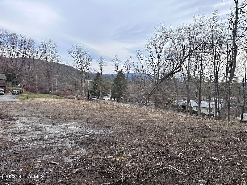 4th image of L14 Kennedy Drive