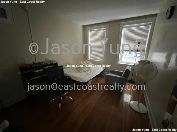 360-368 Riverway #368-14, Boston, MA 02115