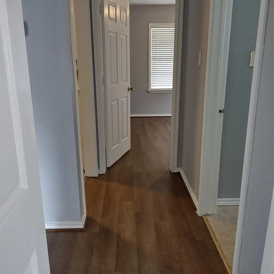 2 bed, 1.0 bath, 935 sqft, $1,295 — Photo 2