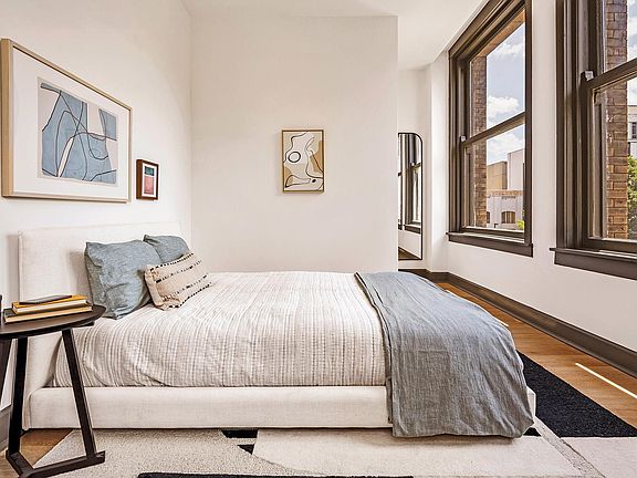3rd image of 205 20th St N #618