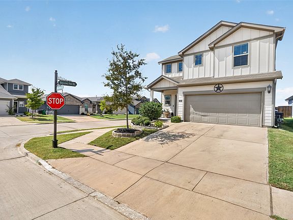 2nd image of 1518 Wind Springs Dr