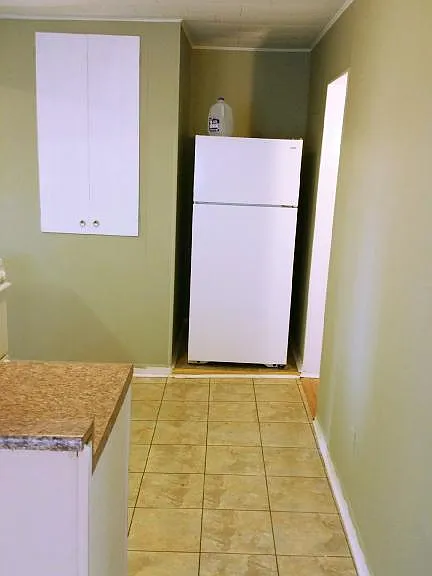145 E Duncan St — Photo 8