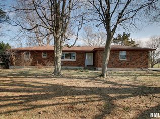 3717 Columbus Rd, Quincy, IL 62305