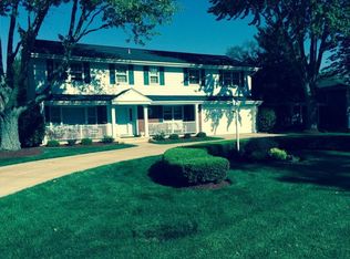 709 S Wa Pella Ave, Mount Prospect, IL 60056