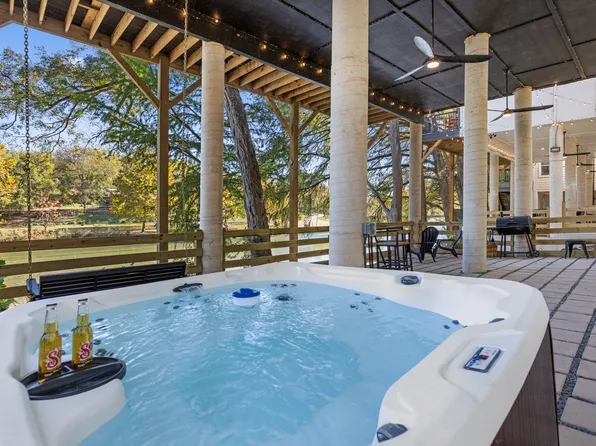 6790 River Rd #1, New Braunfels, TX 78132