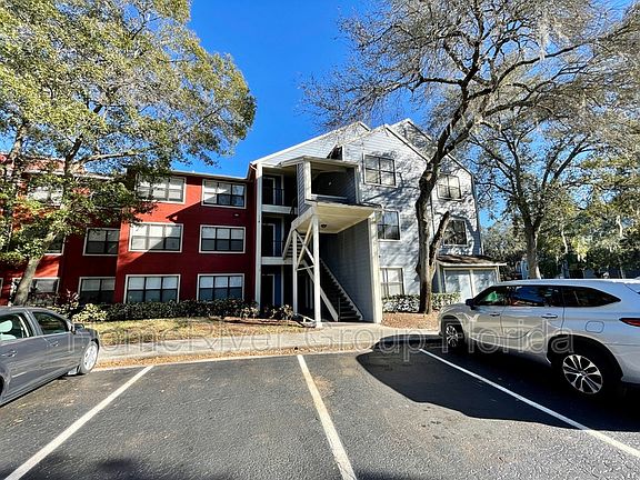 3rd image of 8736 Key Biscayne Dr APT 204