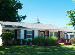 121 Woodard Dr, Englewood, OH
