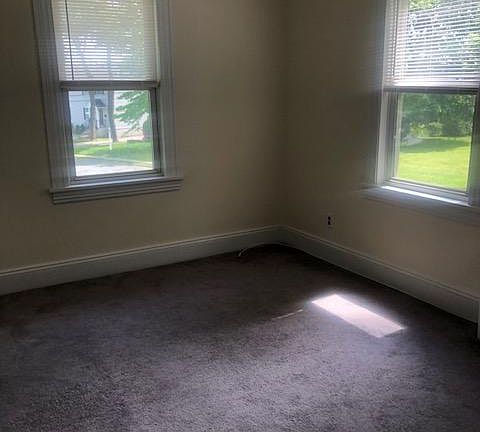 5th image of 229 Grant Ave #2