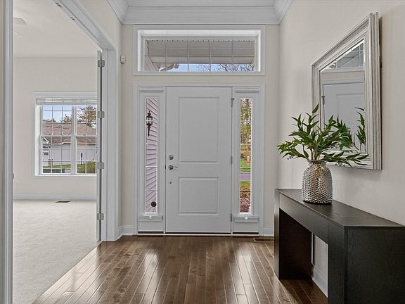 3rd image of 40 Ridgewood #40