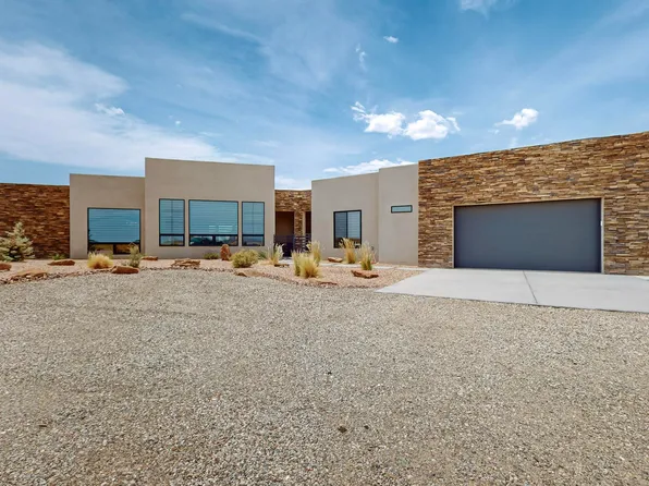 10 Spider Rock Rd, Placitas, NM 87043