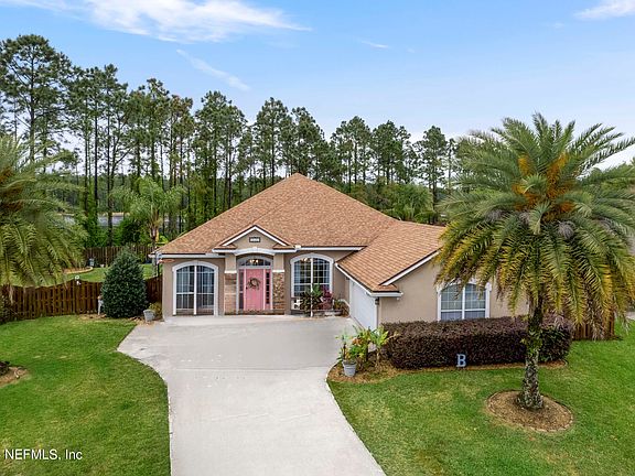 3rd image of 2520 N WATERLEAF Drive