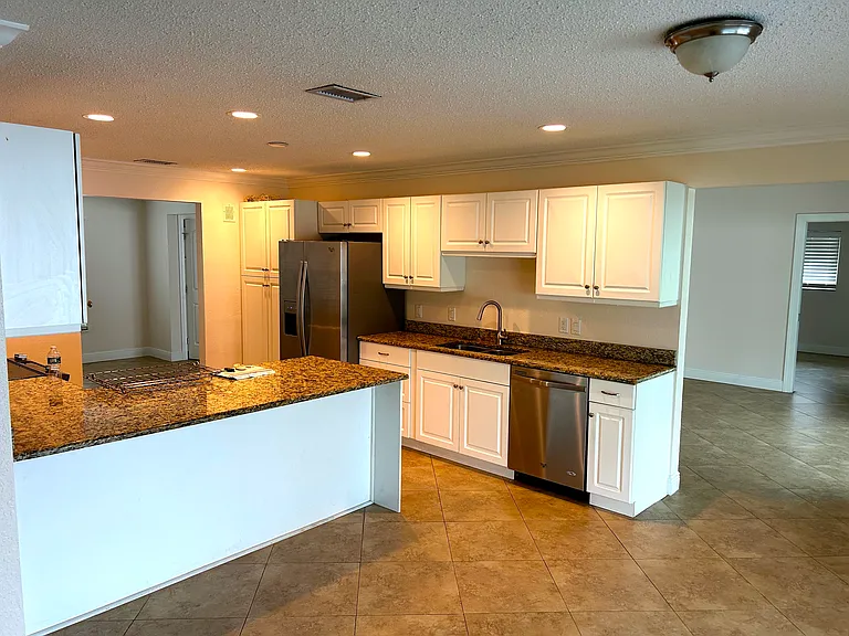 2509 SE 26th Ave — Photo 11