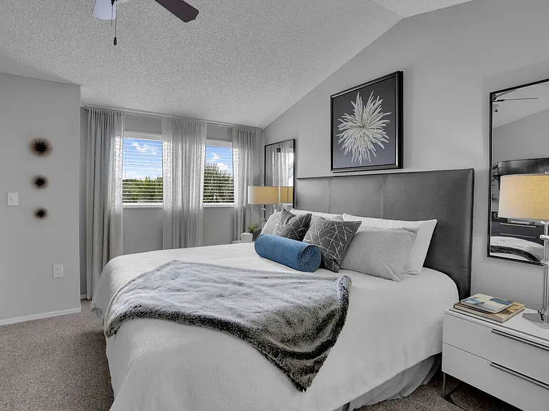 St. Tropez Townhomes & Villas — Photo 57