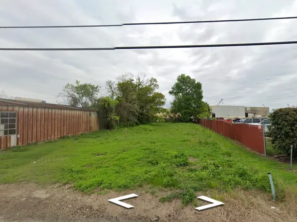 515 Border St, Orange, TX 77630