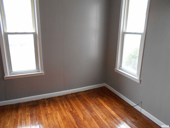 5th image of 601 W McDonough St