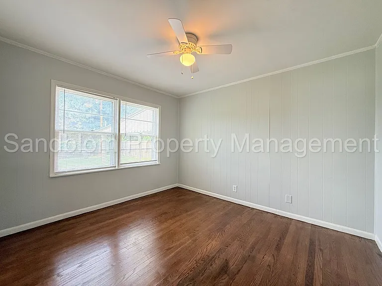 4624 E 24th Pl — Photo 10