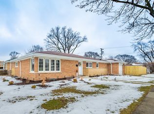 8601 Saint Louis Ave, Skokie, IL 60076