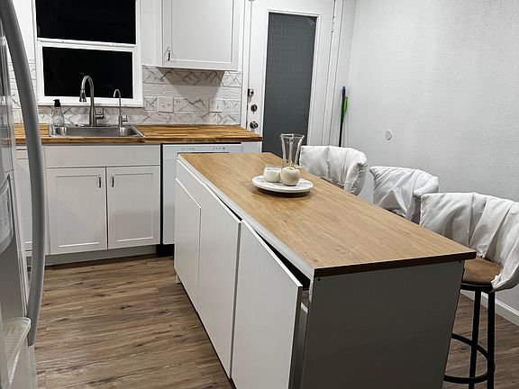 4th image of 504 S 6th St