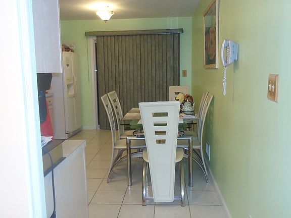 5th image of 158 Bath Ave