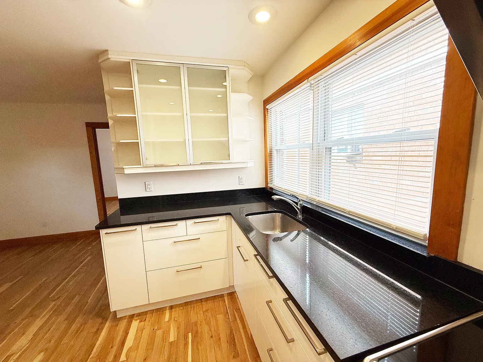 1 bed, $1,775 — Photo 4