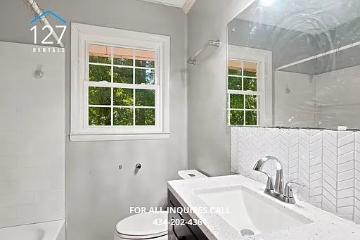 5925 Hines Cir #A — Photo 11
