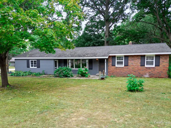 40 Campbell St, Holland, MI 49424