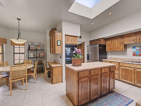3rd image of 5591 E Sutler Ln