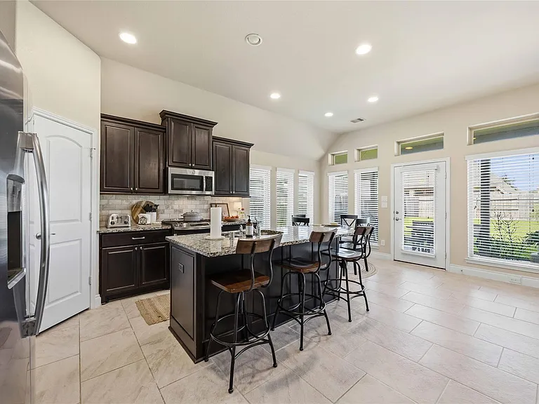 2909 Oakmist Ridge Ln — Photo 10