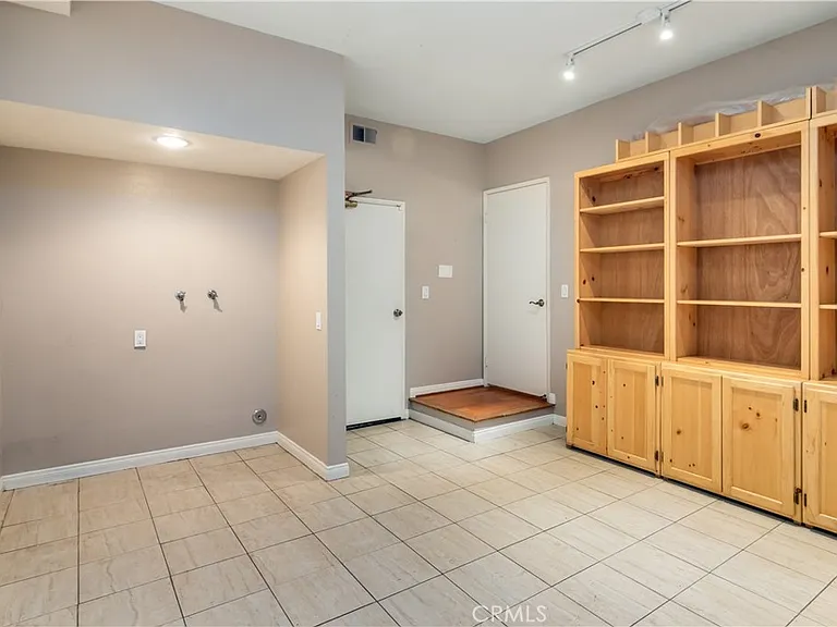 21820 Marylee St #225 — Photo 25