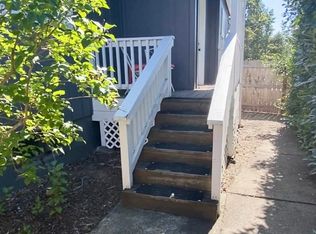 1704 E Main St #B, Medford, OR