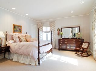 1007 Romona Rd, Wilmette, IL 60091