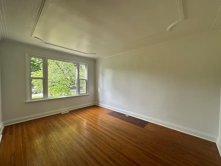 796 Dudley Ave #796 — Photo 6