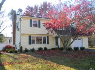 34 Purdy Rd E, Norwalk, CT 06850