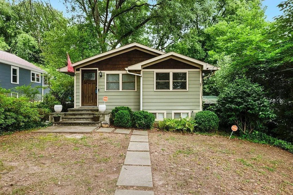 2 bed, 1350 sqft, $1,950 — Photo 1