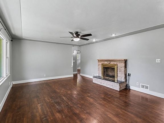 2nd image of 7806 N 40th St