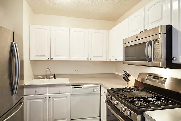 Rented by PocketBroker Inc | media 13