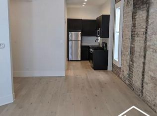 324 S Racine Ave #2, Chicago, IL 60607