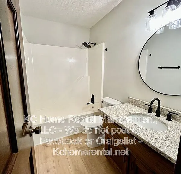 3868 SW Harbor Dr — Photo 38