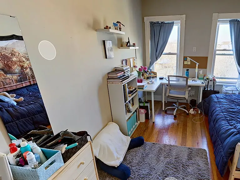 9 Medford St #2A — Photo 6