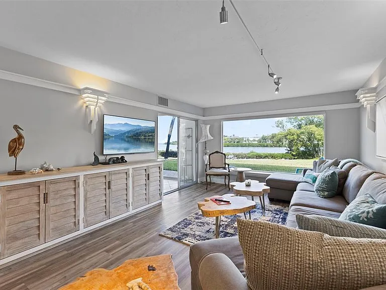 3330 Gulf Of Mexico Dr #104-D — Photo 3