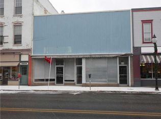12 E Main St, North East, PA 16428