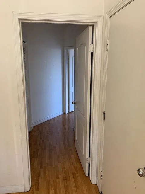 1 bed, 2100 sqft, $2,150 — Photo 2
