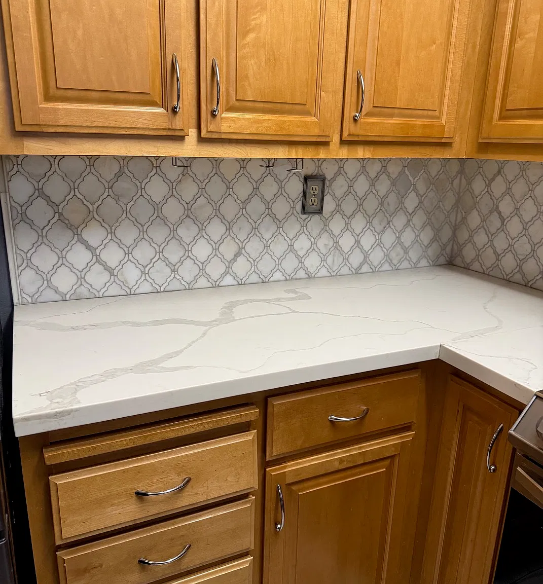 2 bed, 1095 sqft, $2,400 — Photo 3