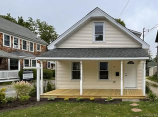 308 East Avenue, Riverhead, NY 11901