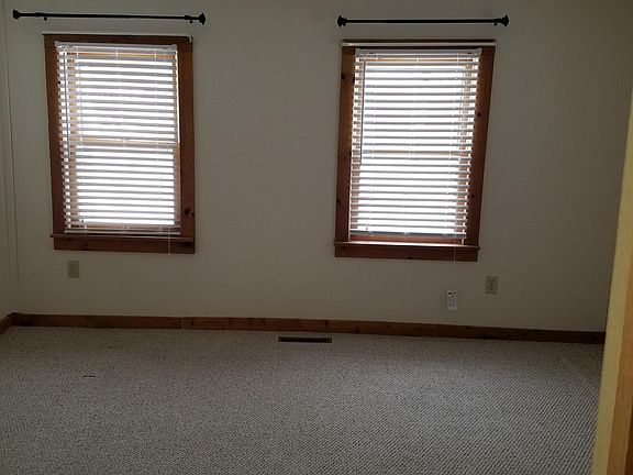 4th image of 29 Glen St #1