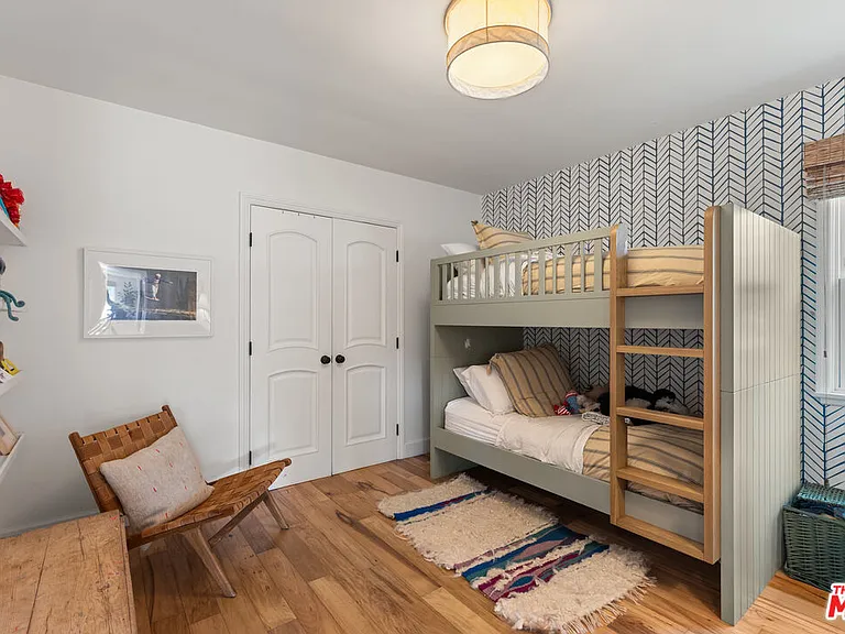 7560 McConnell Ave — Photo 15