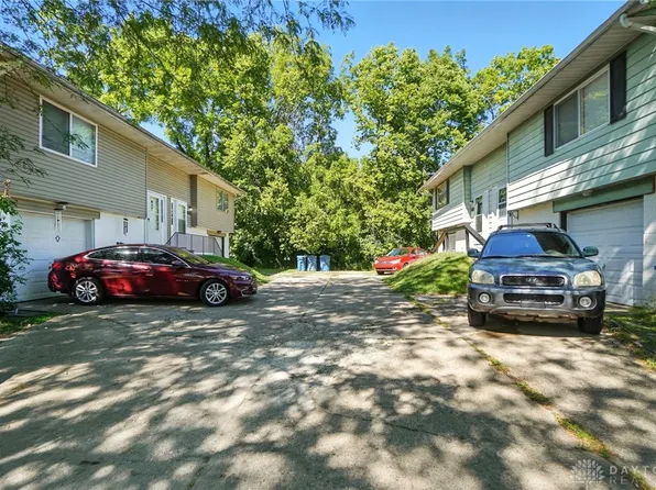 3535-3545 Golden Meadows Ct, Dayton, OH 45404