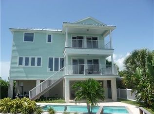 425 180th Ave E, Redington Shores, FL 33708